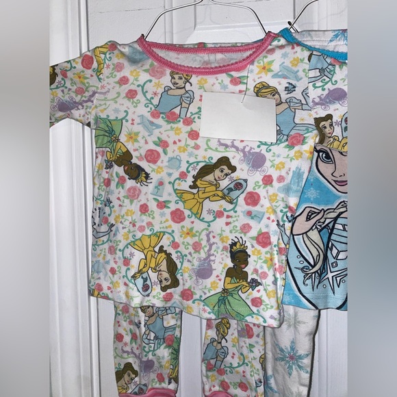 Girls disney 4T pjs gap old navy - Picture 2 of 7